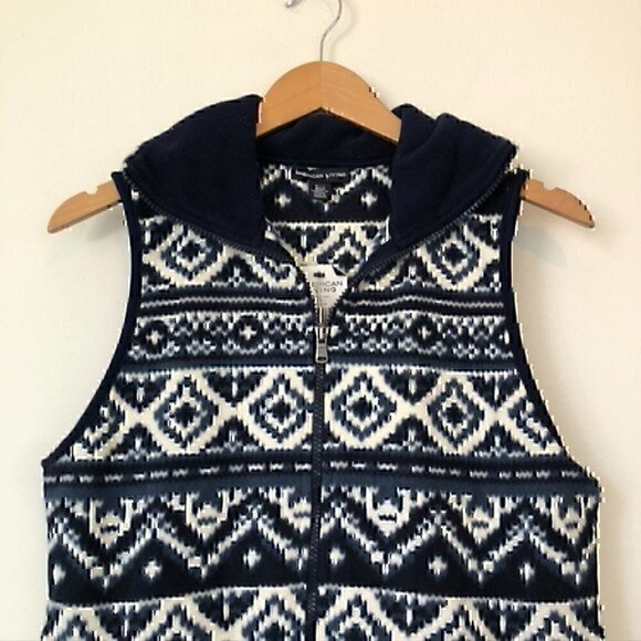 NEW NWT AMERICAN LIVING Blue Navy Cream Aztec Tribal Print Fleece Vest Small S - Picture 3 of 12